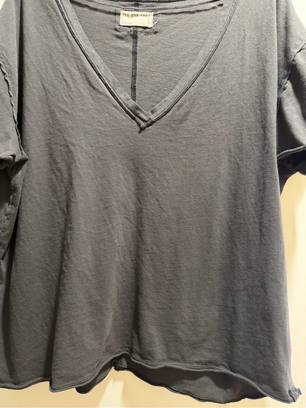 We The Free Short Sleeve V-Neck Tee in Charcoal